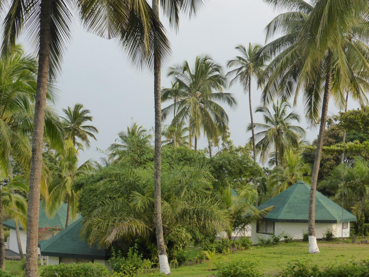 Club Santana Beach & Resort Exterior photo